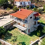 Villa-τo Petrino * Krionérion
