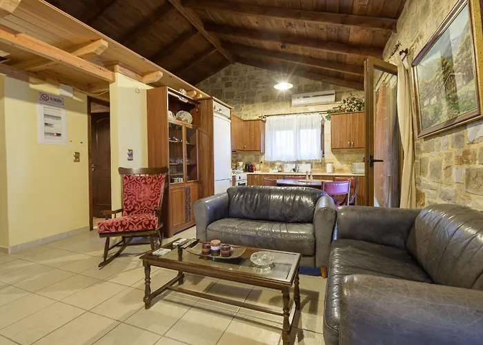 Villa-τo Petrino *